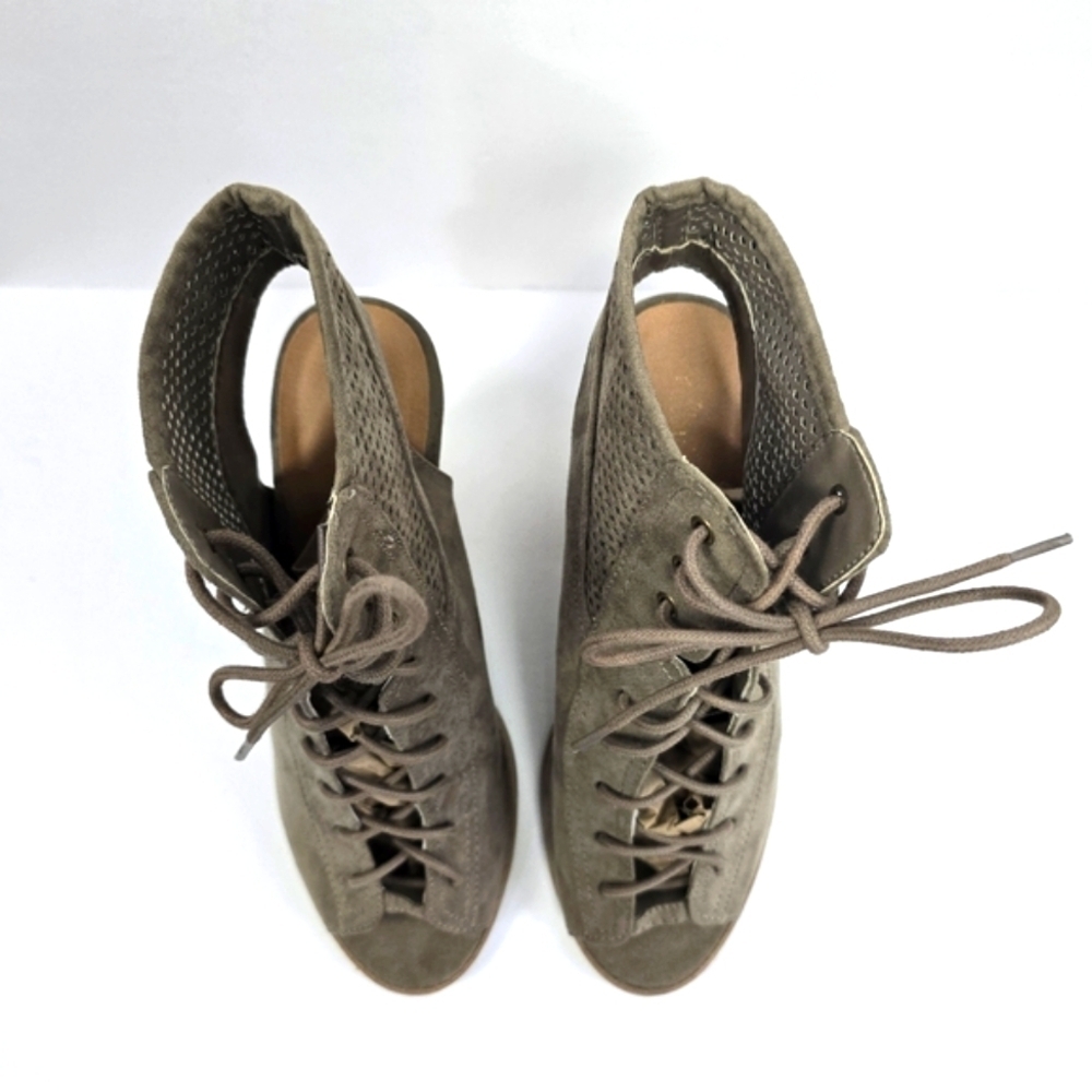 ALTAR'D STATE Lace Up Peep Toe Block Heel Taupe Womens Size 8 - Picture 2 of 13